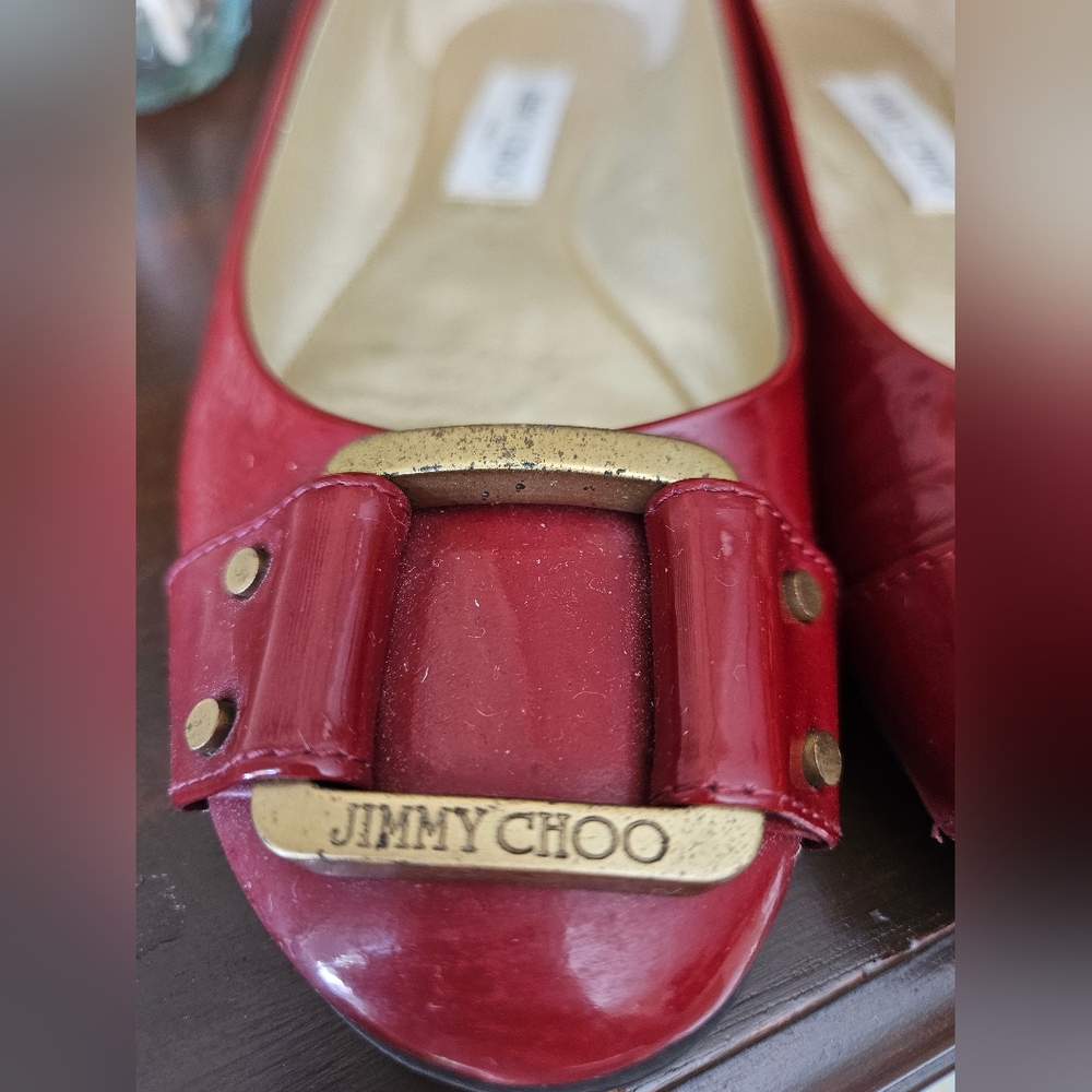 Jimmy Choo Glossy Patent Leather Red Flats with Gold Accents - Size 38.5 - Picture 9 of 15